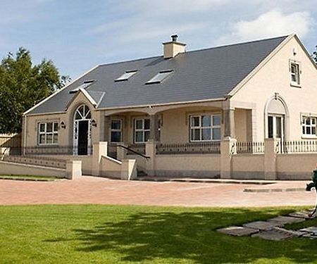 Causeway Lodge 부시밀즈 외부 사진